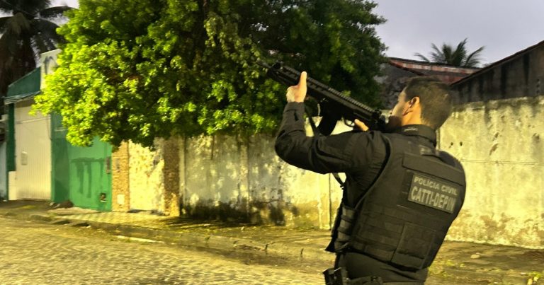 operacao-e-deflagrada-contra-trafico-de-drogas-e-armas-no-sul-da-bahia
