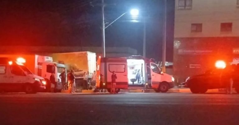 manobra-na-contramao-deixa-tres-feridos-em-acidente-na-br-101-em-santo-antonio-de-jesus