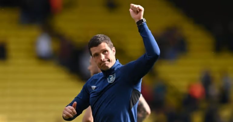 ele-esta-de-volta:-michael-jackson-sera-tecnico-do-burnley-ate-o-fim-da-premier-league;-entenda