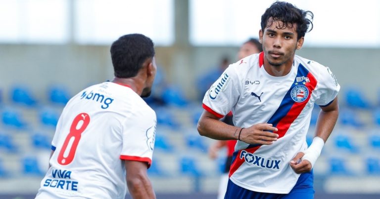 com-golaco,-bahia-bate-o-flamengo-e-volta-a-vencer-no-brasileirao-sub-20