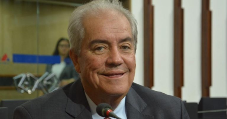 eduardo-alencar-e-internado-apos-diagnostico-de-sindrome-no-coracao-em-salvador