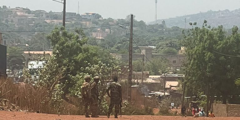 africa:-cerco-a-capital-do-mali-desafia-alianca-de-estados-do-sahel