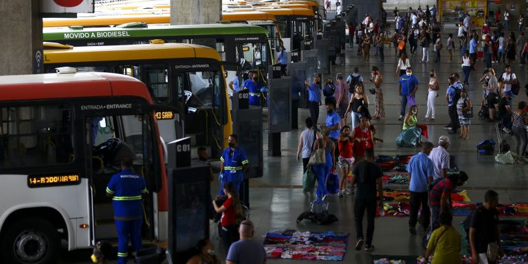 Tarifa zero no transporte poderia ser novo Bolsa Família, diz estudo tarifa-zero-no-transporte-poderia-ser-novo-bolsa-familia,-diz-estudo