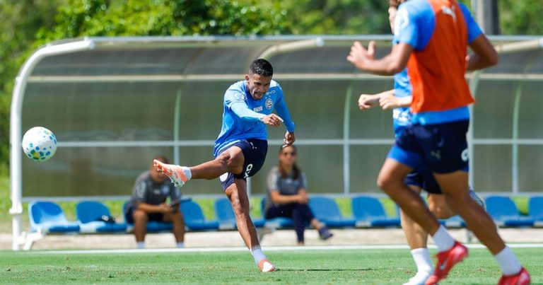 Em tratamento, Caio Alexandre pode ser desfalque para o Bahia contra o Cruzeiro; veja como foi o treino em-tratamento,-caio-alexandre-pode-ser-desfalque-para-o-bahia-contra-o-cruzeiro;-veja-como-foi-o-treino