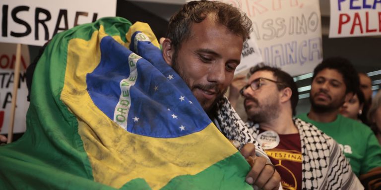 Morre mãe do ativista brasileiro Thiago Ávila, preso em Israel morre-mae-do-ativista-brasileiro-thiago-avila,-preso-em-israel