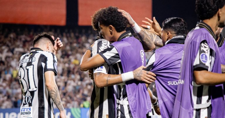 Neymar e Robinho Jr. se pronunciam após polêmica em treino e indicam fim de crise no Santos neymar-e-robinho-jr.-se-pronunciam-apos-polemica-em-treino-e-indicam-fim-de-crise-no-santos