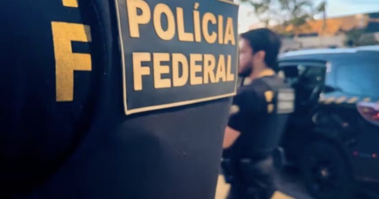PF diz que primo de Daniel Vorcaro fugiu em carrinho de golfe antes de operação em Trancoso pf-diz-que-primo-de-daniel-vorcaro-fugiu-em-carrinho-de-golfe-antes-de-operacao-em-trancoso