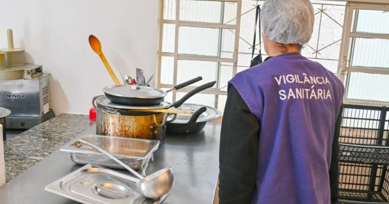Cerca de 90 estudantes passam mal após refeição em restaurante da Ufba em Conquista cerca-de-90-estudantes-passam-mal-apos-refeicao-em-restaurante-da-ufba-em-conquista