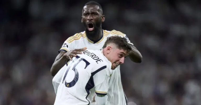 Valverde e Tchouaméni brigam em treino do Real Madrid e meia uruguaio vai parar no hospital, diz jornal valverde-e-tchouameni-brigam-em-treino-do-real-madrid-e-meia-uruguaio-vai-parar-no-hospital,-diz-jornal