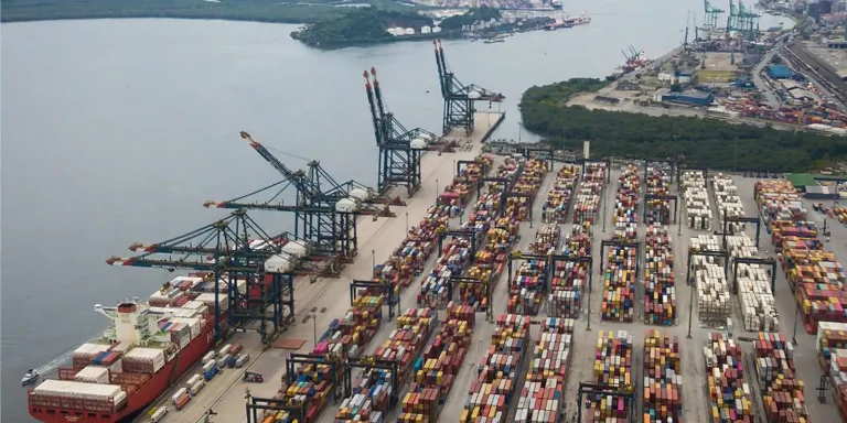 Balança comercial tem superávit recorde para meses de abril balanca-comercial-tem-superavit-recorde-para-meses-de-abril
