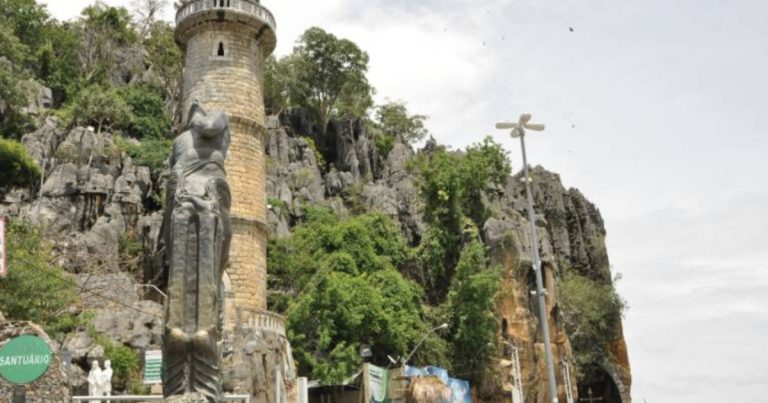 MP-BA firma acordo para segurança e preservação do Santuário de Bom Jesus da Lapa mp-ba-firma-acordo-para-seguranca-e-preservacao-do-santuario-de-bom-jesus-da-lapa