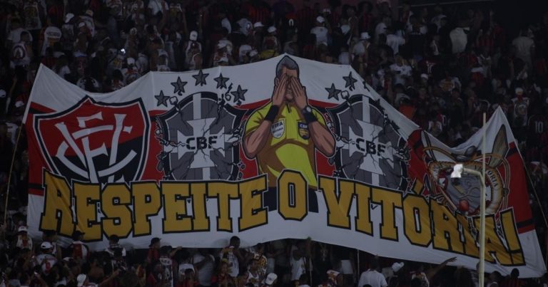 vitoria-sofre-punicao-do-stjd-apos-faixa-de-protesto-contra-cbf