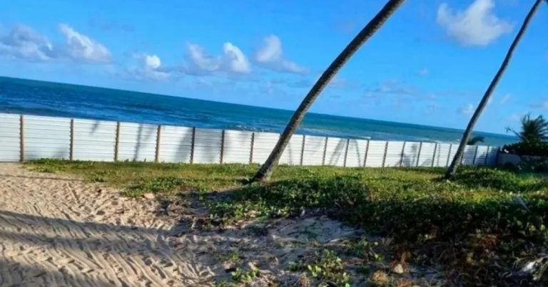 Justiça manda reabrir acesso à praia de Jacuípe após bloqueio feito por empresa em Camaçari; entenda justica-manda-reabrir-acesso-a-praia-de-jacuipe-apos-bloqueio-feito-por-empresa-em-camacari;-entenda