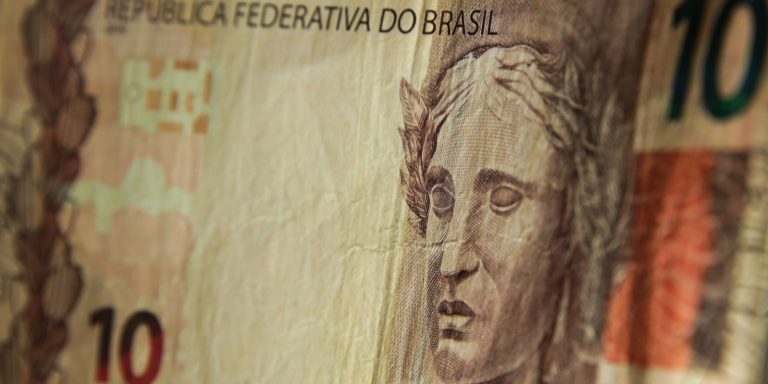 Governo de SP aplica multa recorde de R$ 1 bilhão contra Fast Shop governo-de-sp-aplica-multa-recorde-de-r$-1-bilhao-contra-fast-shop