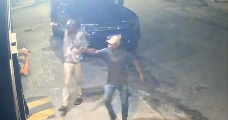 Empresário é baleado na cabeça durante tentativa de homicídio em Paulo Afonso empresario-e-baleado-na-cabeca-durante-tentativa-de-homicidio-em-paulo-afonso
