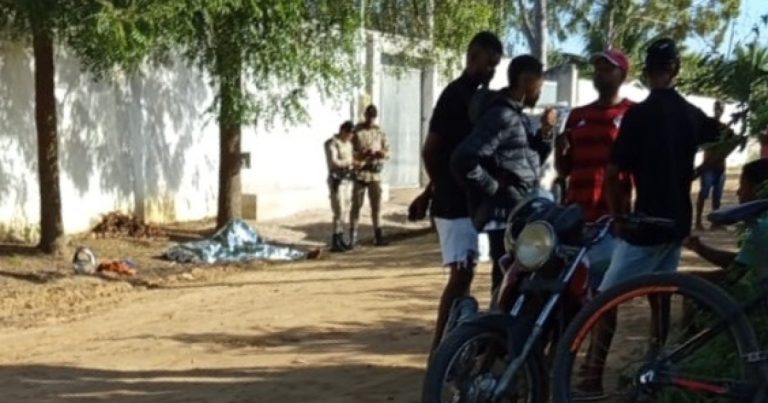 jovem-e-morto-a-tiros-na-zona-rural-de-serrinha