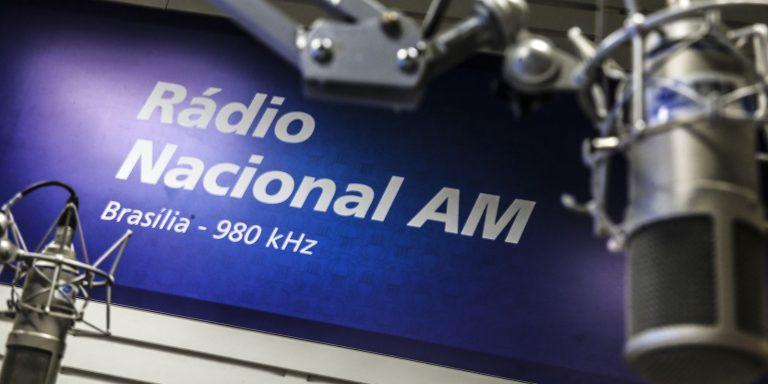 Videocast celebra 90 anos da Rádio Nacional videocast-celebra-90-anos-da-radio-nacional