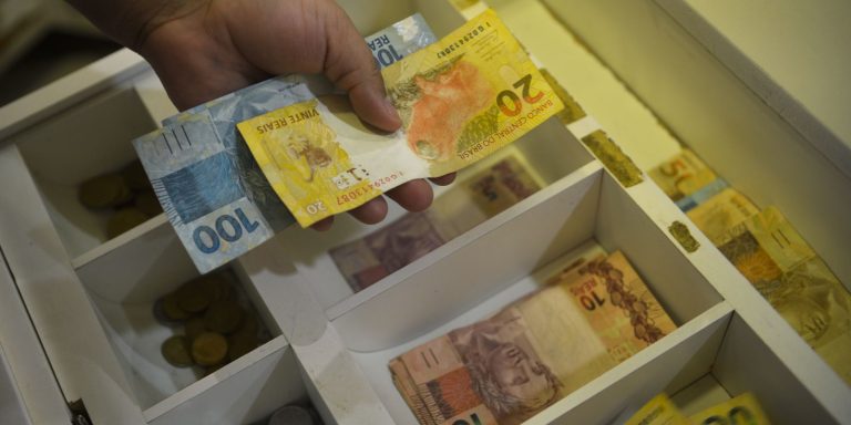 Desenrola: bancos devem transferir valores esquecidos a fundo público desenrola:-bancos-devem-transferir-valores-esquecidos-a-fundo-publico