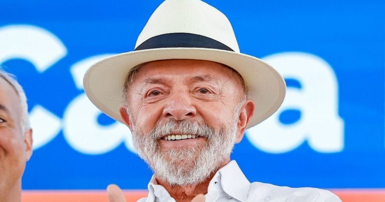 lula-defende-restricao-de-ia-nas-eleicoes-e-diz-que-campanhas-precisam-ser-feitas-por-candidatos-de-carne-e-osso