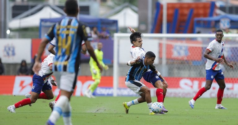 bahia-perde-chances-claras,-empata-com-o-gremio-e-chega-a-sete-jogos-sem-vencer