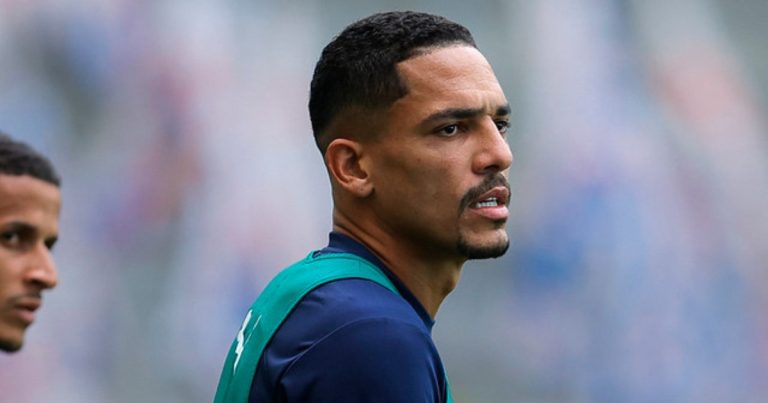 Responsabilidade é nossa: Gilberto assume culpa por jejum do Bahia e valida protestos da torcida na Fonte Nova responsabilidade-e-nossa:-gilberto-assume-culpa-por-jejum-do-bahia-e-valida-protestos-da-torcida-na-fonte-nova