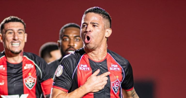 Após preocupação de Jair Ventura, Erick não relata dores em retorno para Salvador; saiba mais apos-preocupacao-de-jair-ventura,-erick-nao-relata-dores-em-retorno-para-salvador;-saiba-mais
