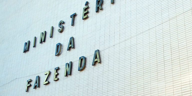 Fazenda eleva para 4,5% estimativa de inflação com guerra e petróleo fazenda-eleva-para-4,5%-estimativa-de-inflacao-com-guerra-e-petroleo