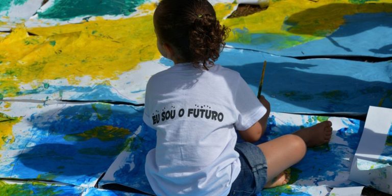 Governo cria política de combate ao abuso de crianças e adolescentes governo-cria-politica-de-combate-ao-abuso-de-criancas-e-adolescentes