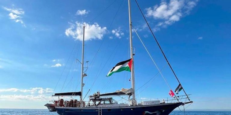 Três brasileiras da flotilha rumo a Gaza são detidas por Israel tres-brasileiras-da-flotilha-rumo-a-gaza-sao-detidas-por-israel
