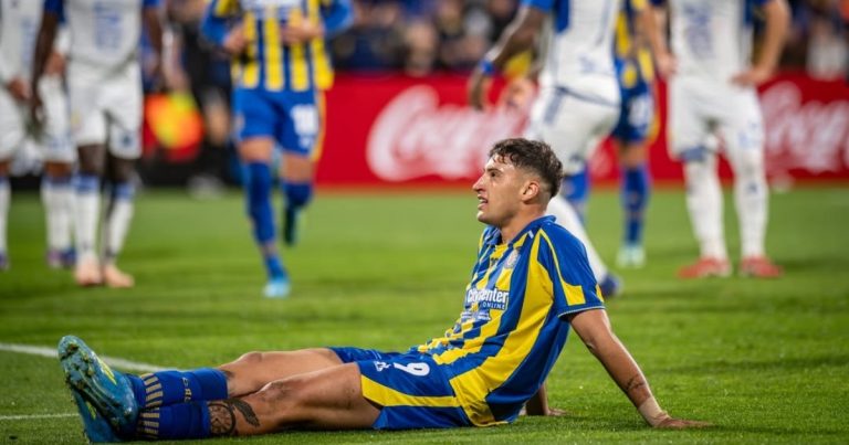 De chegada marcada ao Bahia, Alejo Véliz se despede da torcida do Rosario com gol e goleada na Libertadores de-chegada-marcada-ao-bahia,-alejo-veliz-se-despede-da-torcida-do-rosario-com-gol-e-goleada-na-libertadores