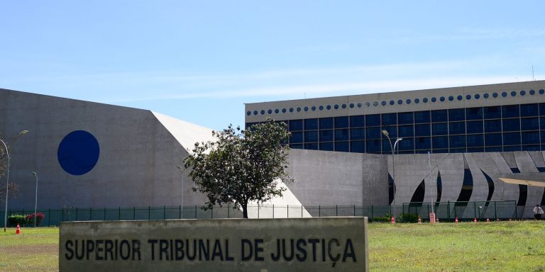 STJ abre investigação por uso de IA para fraudar processos stj-abre-investigacao-por-uso-de-ia-para-fraudar-processos