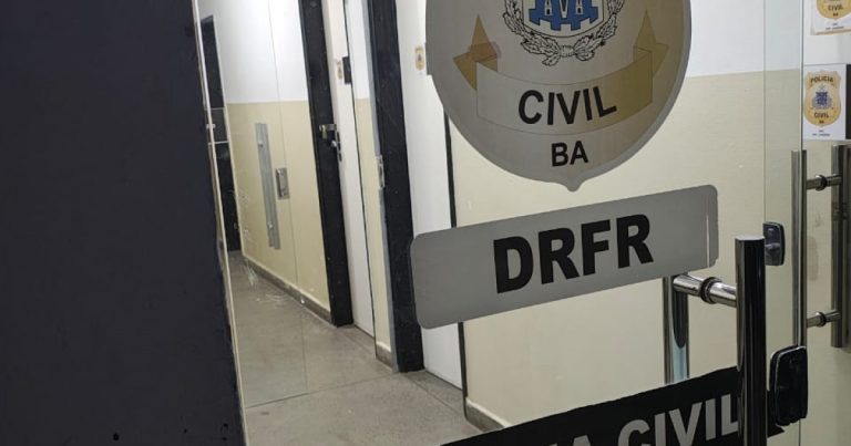 Polícia Civil prende cadeirante apontado como mandante de execuções em Feira de Santana policia-civil-prende-cadeirante-apontado-como-mandante-de-execucoes-em-feira-de-santana