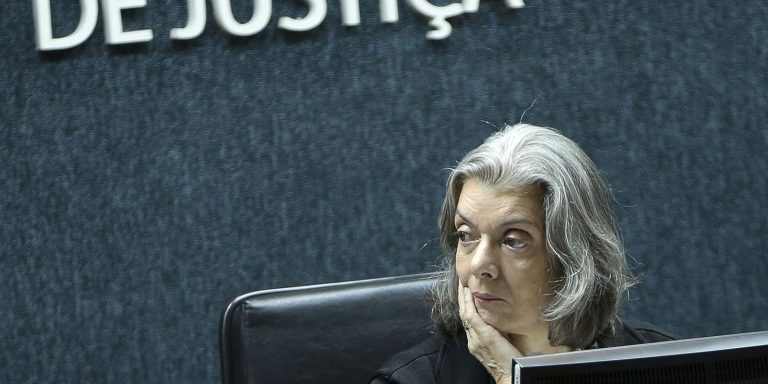carmen-lucia-vota-por-derrubar-flexibilizacao-da-lei-da-ficha-limpa