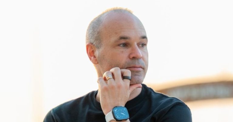Iniesta inicia carreira como treinador e acerta com clube de Dubai, diz jornalista iniesta-inicia-carreira-como-treinador-e-acerta-com-clube-de-dubai,-diz-jornalista