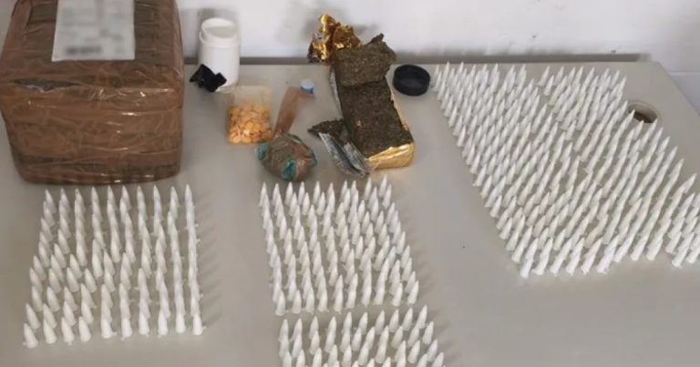 PM intercepta ônibus no Sudoeste baiano e apreende cocaína, maconha e ecstasy pm-intercepta-onibus-no-sudoeste-baiano-e-apreende-cocaina,-maconha-e-ecstasy