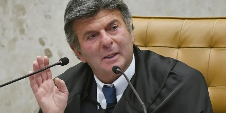Fux vota para manter presos pai e primo de Vorcaro fux-vota-para-manter-presos-pai-e-primo-de-vorcaro