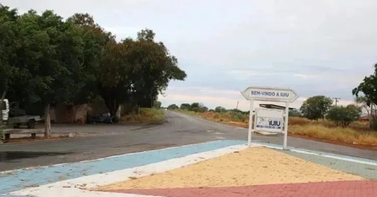 Disputa por homem faz irmãs saírem trocarem agressões e pararem em hospital na Bahia disputa-por-homem-faz-irmas-sairem-trocarem-agressoes-e-pararem-em-hospital-na-bahia
