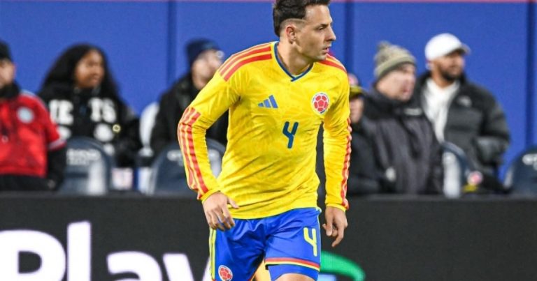 Com Santiago Arias, ex-Bahia, seleção colombiana é convocada para disputa da Copa do Mundo com-santiago-arias,-ex-bahia,-selecao-colombiana-e-convocada-para-disputa-da-copa-do-mundo