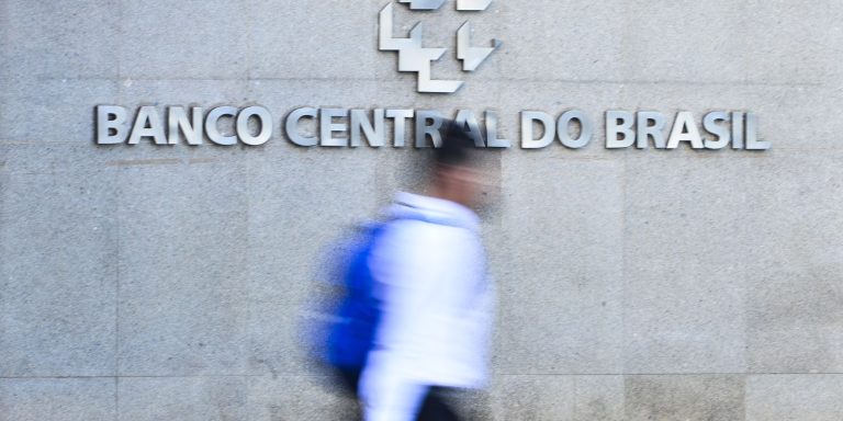 Dinheiro de clientes do Master migrou para bancos maiores, informa BC dinheiro-de-clientes-do-master-migrou-para-bancos-maiores,-informa-bc