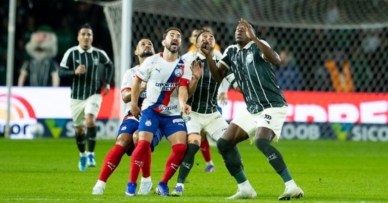 Bahia sai na frente, volta a sofrer defensivamente, leva virada do Coritiba e amplia jejum de triunfos bahia-sai-na-frente,-volta-a-sofrer-defensivamente,-leva-virada-do-coritiba-e-amplia-jejum-de-triunfos