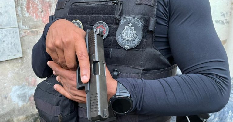 Operação Queda dÁgua registra prisão de três homens por ligação com tráfico drogas e venda ilegal de armas na Bahia operacao-queda-dagua-registra-prisao-de-tres-homens-por-ligacao-com-trafico-drogas-e-venda-ilegal-de-armas-na-bahia