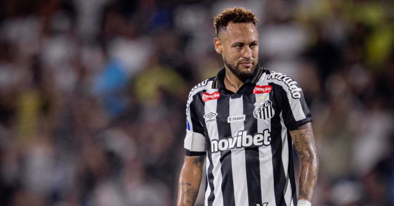 Santos se manifesta após CBF confirmar lesão grau 2 de Neymar e diz confiar em recuperação para Copa santos-se-manifesta-apos-cbf-confirmar-lesao-grau-2-de-neymar-e-diz-confiar-em-recuperacao-para-copa