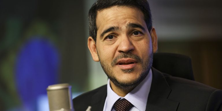 Lula diz que vai indicar novamente Messias ao STF lula-diz-que-vai-indicar-novamente-messias-ao-stf