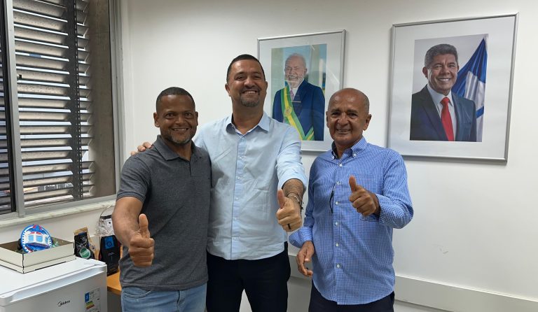Zona Rural de Mata de São João será contemplada com Casa de Farinha Solidária através da articulação dos líderes Paulo Santana e Roberto Sena, com apoio do deputado estadual Osni Cardoso