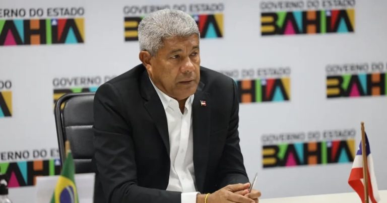 Jerônimo decreta luto oficial de três dias na Bahia após morte de 15 pessoas em acidente na BR-116 jeronimo-decreta-luto-oficial-de-tres-dias-na-bahia-apos-morte-de-15-pessoas-em-acidente-na-br-116