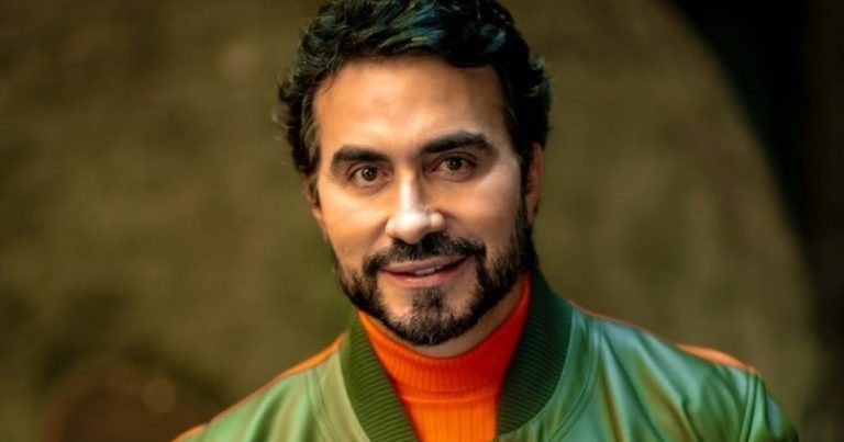 Padre Fábio de Melo é confirmado na Trezena de Santo Antônio de Abaré, em meio a brincadeiras na Internet padre-fabio-de-melo-e-confirmado-na-trezena-de-santo-antonio-de-abare,-em-meio-a-brincadeiras-na-internet