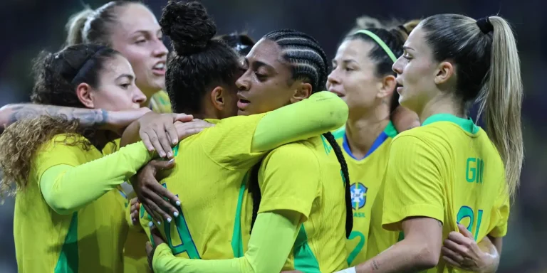 Seleção feminina encara Estados Unidos esta noite em São Paulo selecao-feminina-encara-estados-unidos-esta-noite-em-sao-paulo