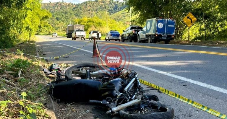 Jovem de 24 anos morre em colisão frontal na BR-101 em Eunápolis jovem-de-24-anos-morre-em-colisao-frontal-na-br-101-em-eunapolis