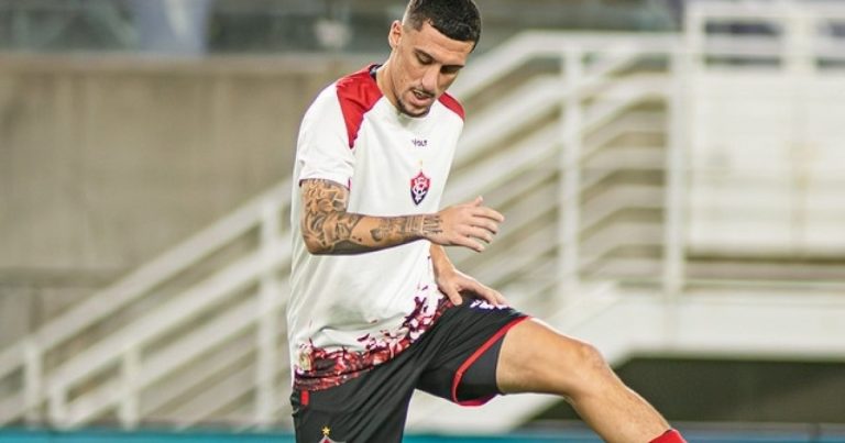 Vitória conta com Baralhas escalado como titular na final da Copa do Nordeste contra Fortaleza vitoria-conta-com-baralhas-escalado-como-titular-na-final-da-copa-do-nordeste-contra-fortaleza