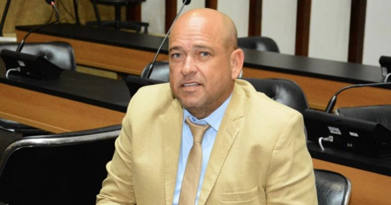 TRE-BA arquiva inquérito contra deputado Binho Galinha por falta de provas em caso de suposta coação eleitoral tre-ba-arquiva-inquerito-contra-deputado-binho-galinha-por-falta-de-provas-em-caso-de-suposta-coacao-eleitoral